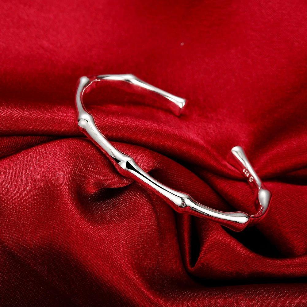 Bracciali a fascia in argento  - Y2K Ethnic Fashion recensione e prezzo