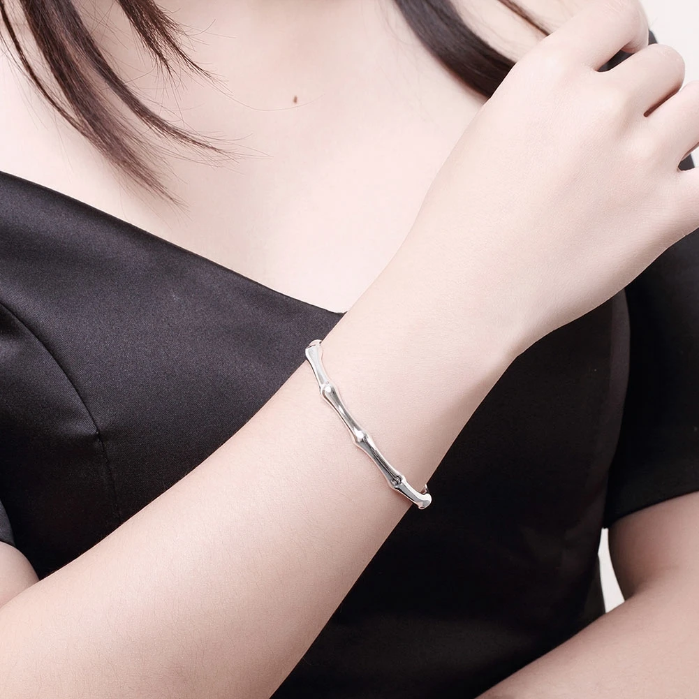 Bracciali a fascia in argento  - Y2K Ethnic Fashion recensione e prezzo